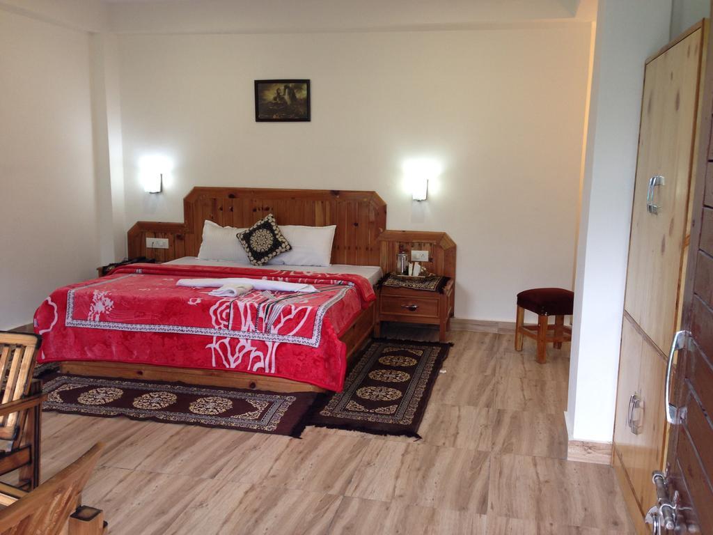 Akash Hills Hotel Manāli Εξωτερικό φωτογραφία