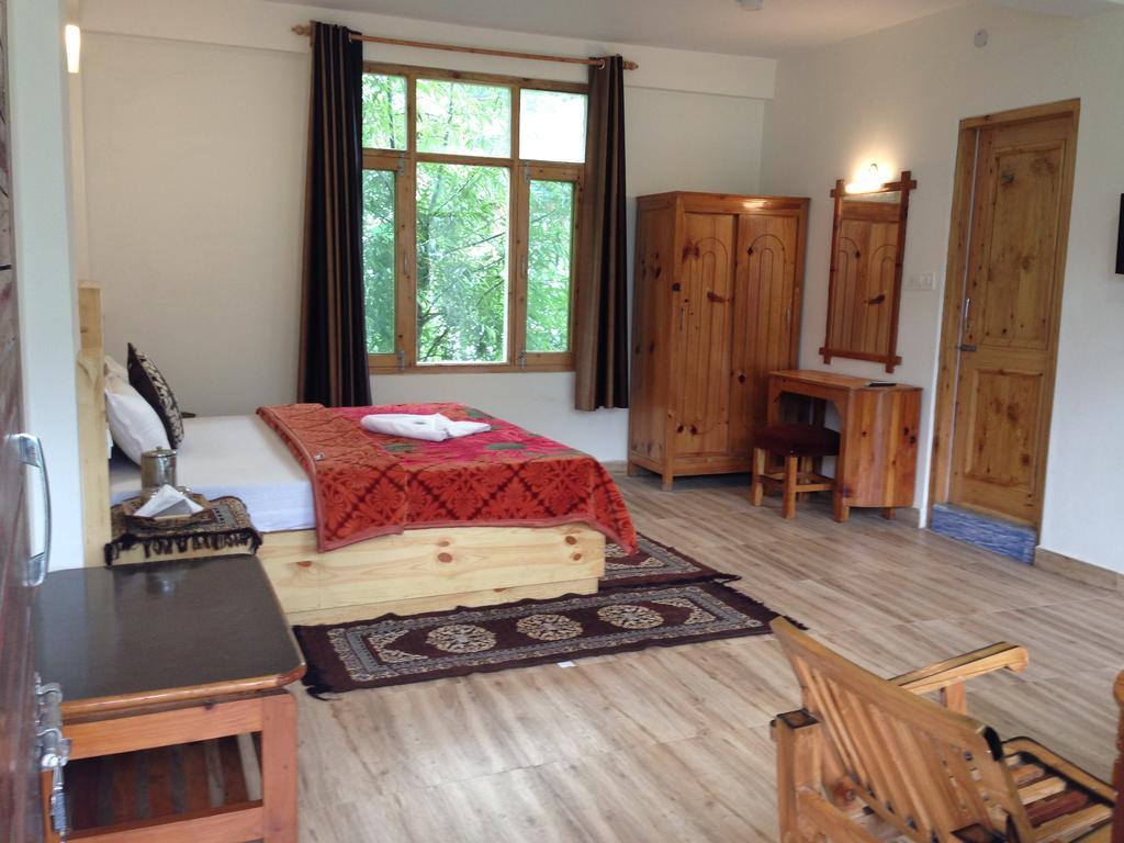 Akash Hills Hotel Manāli Εξωτερικό φωτογραφία