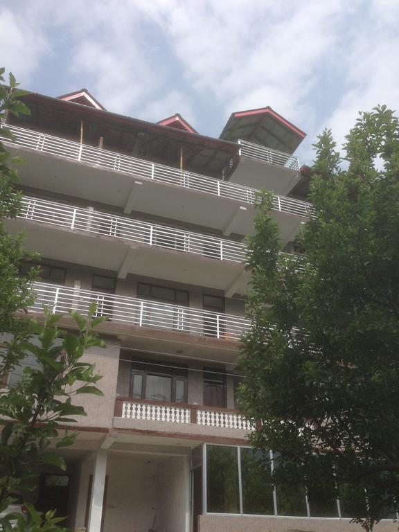 Akash Hills Hotel Manāli Εξωτερικό φωτογραφία